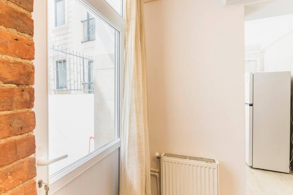 Beautiful 2Br House W/Ac 400Meters Taksim Square Apartment Istanbul Exterior photo