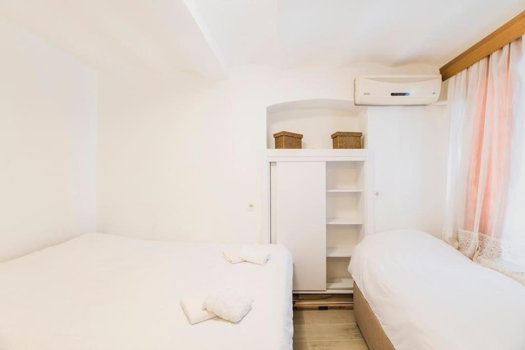 Beautiful 2Br House W/Ac 400Meters Taksim Square Apartment Istanbul Exterior photo