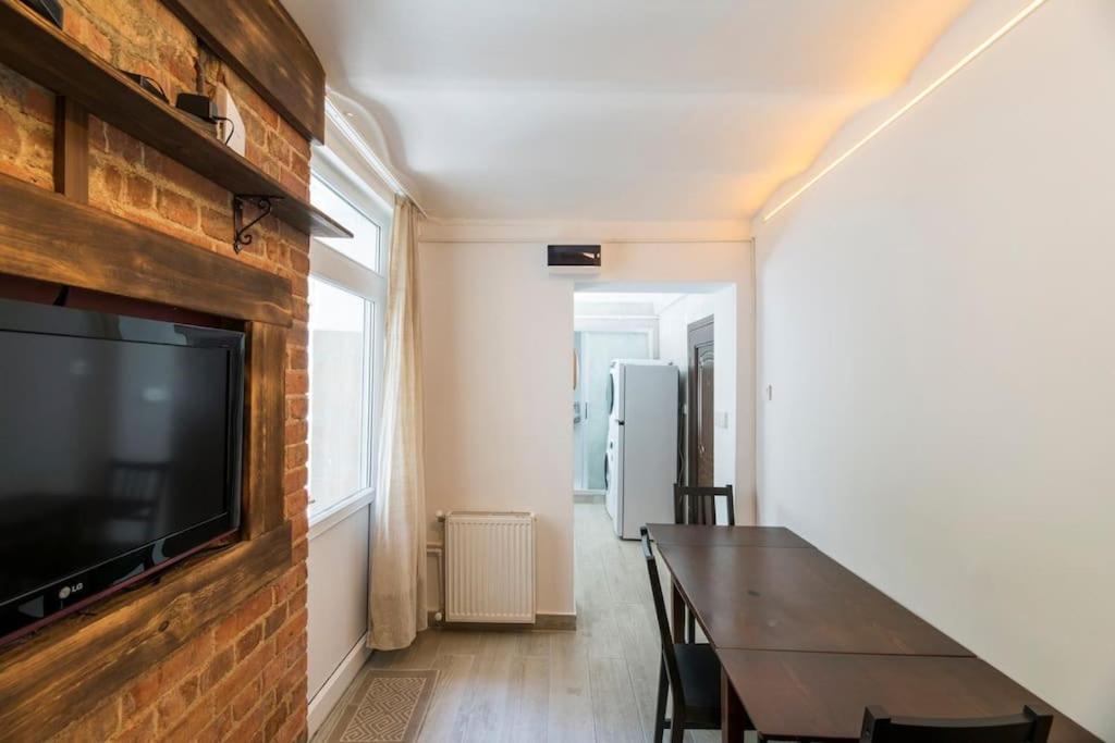 Beautiful 2Br House W/Ac 400Meters Taksim Square Apartment Istanbul Exterior photo